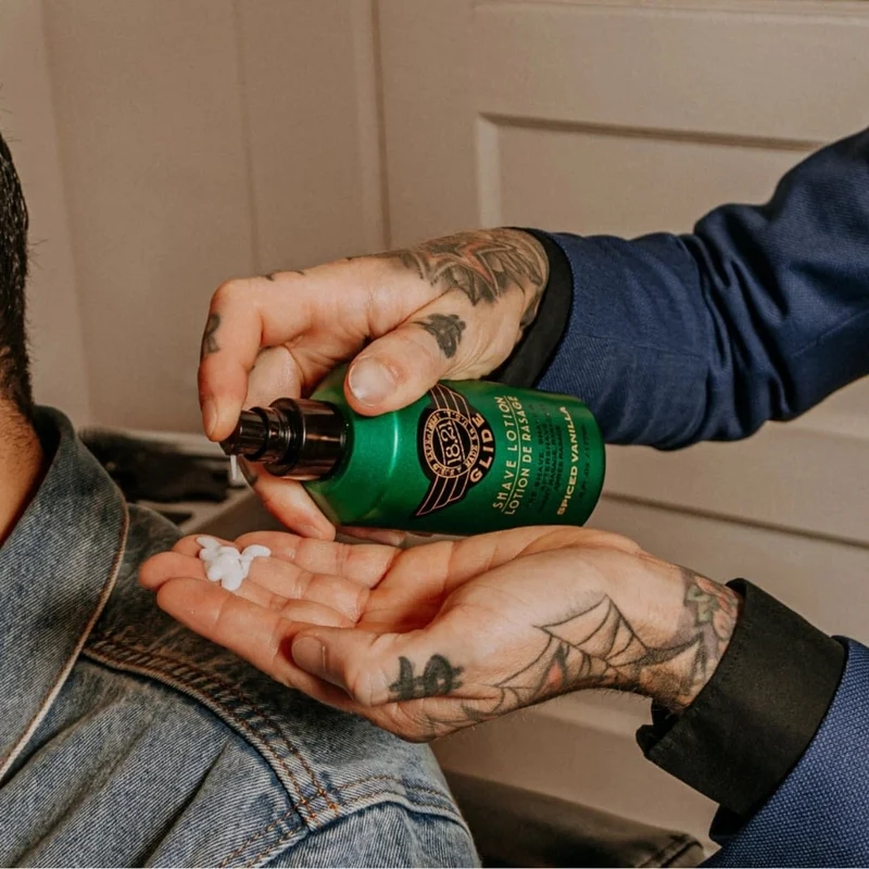 Lotion de rasage, avant rasage, rasage et après rasage "Spiced Vanilla Glide"