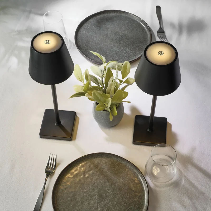 MIKASA - Paquet de 2 Lampes à Del Rechargeables à Contrôle Tactile