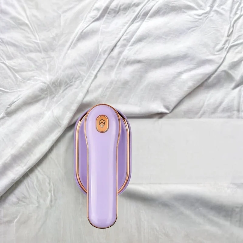 Défroisseur vapeur de voyage compact