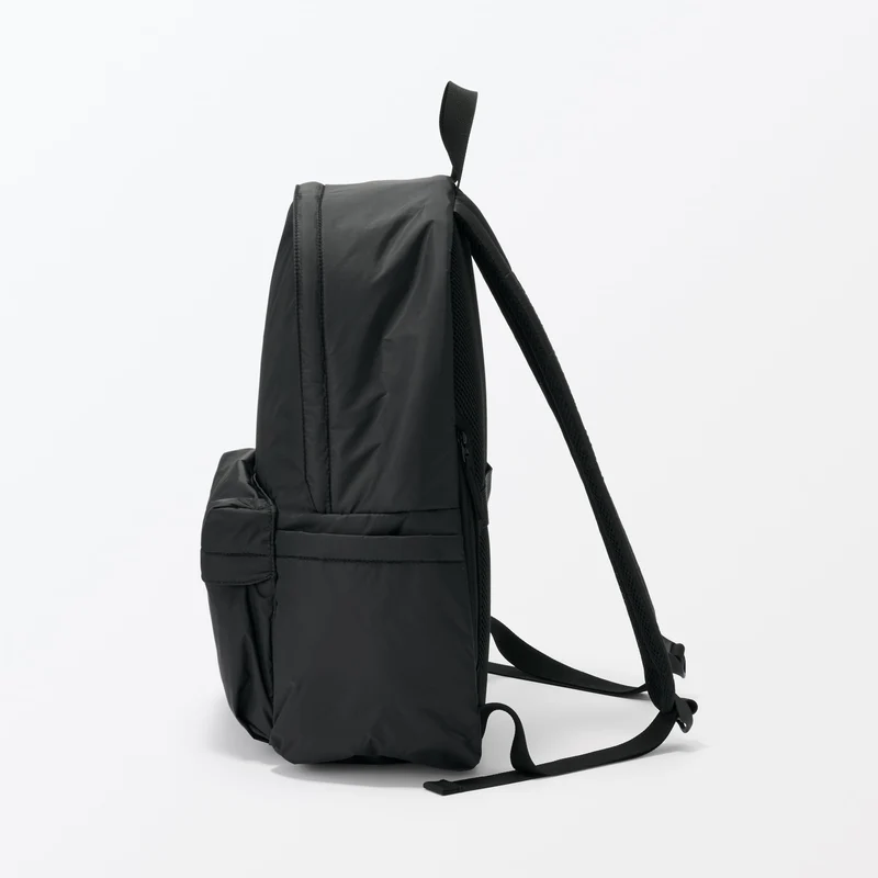 MUJI Water-Repellent Padded Backpack Shoulder-Relief Unisex Adult Black
