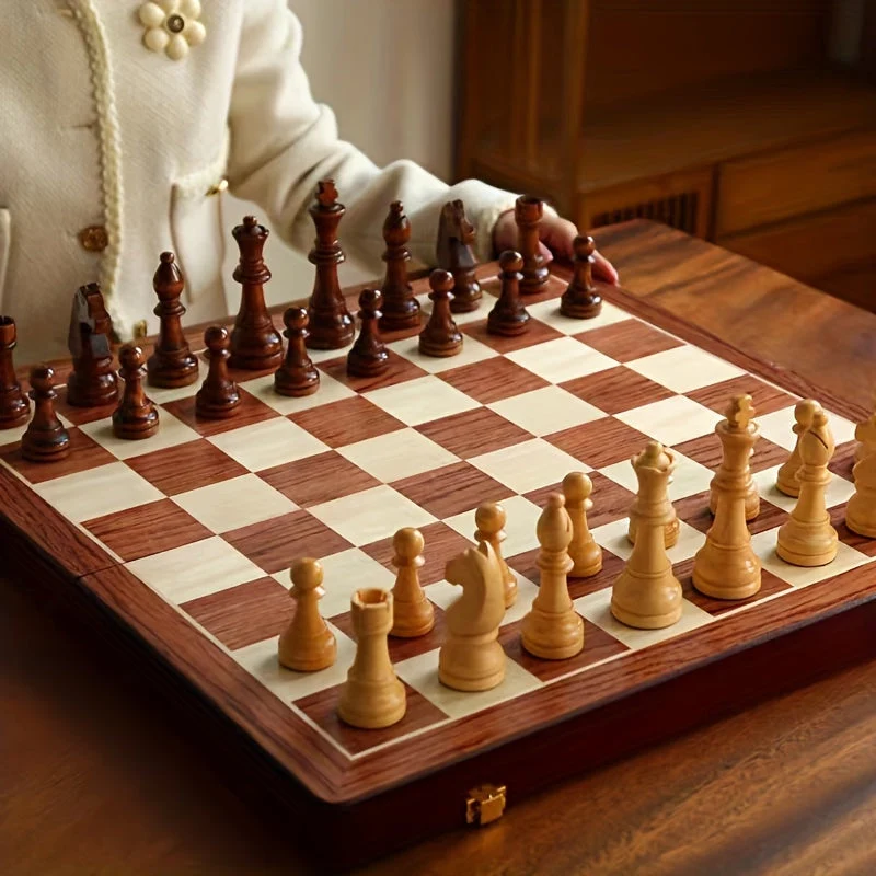 Gioco degli Scacchi – Strategia classica incontra un design raffinato