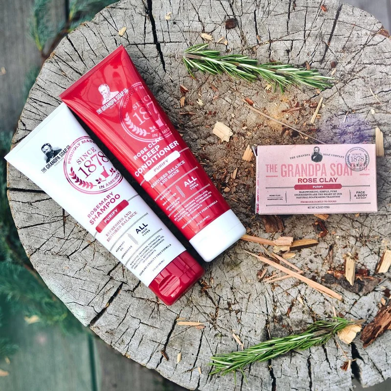 Shampoing "Rosemary Purify" rafraîchit et rétablit l'équilibre - Pour tous types de cheveux (235ml/8.0oz)