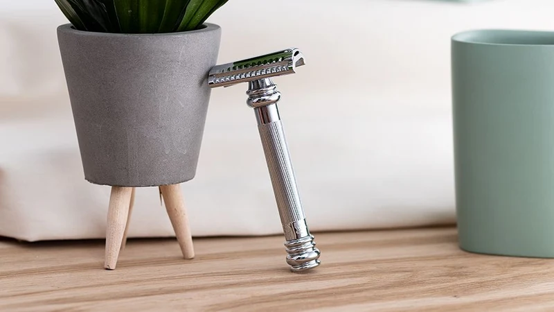 Rasoir de sécurité Merkur 39C "Barber Pole" - Chromé (90 39 001)