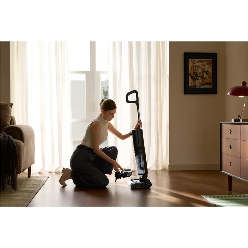 Roborock F25 Ultra Wet & Dry Vac (Black)