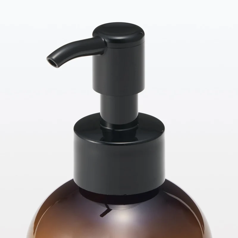 Muji 300ml Body Milk with Hinoki and Lavender Essential Oil Scent