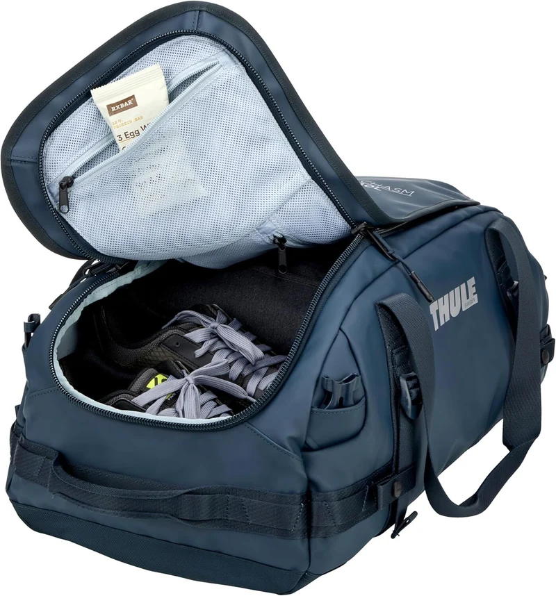 Thule Chasm 40L Duffel Bag Convertible Backpack Duffle in Darkest Blue