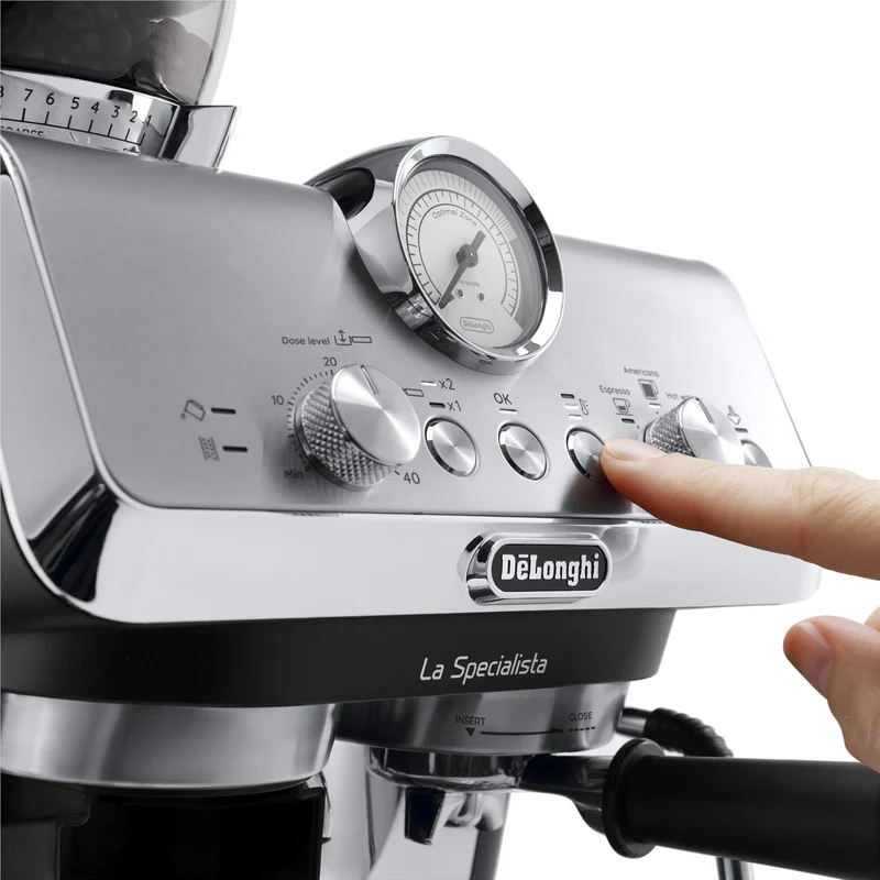 De'Longhi La Specialista Arte Manual Pump Coffee Machine (Black)