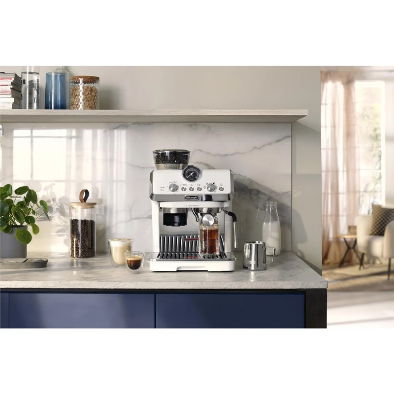 De'Longhi EC9255W2 La Specialista Arte Evo with Cold Brew Coffee Machine (White)