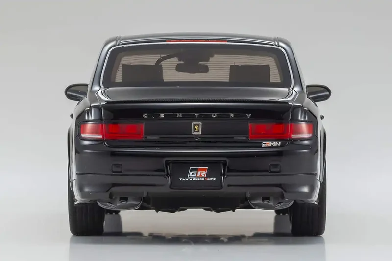 Kyosho Samurai 1/18 Toyota Century KSR18046BK Black