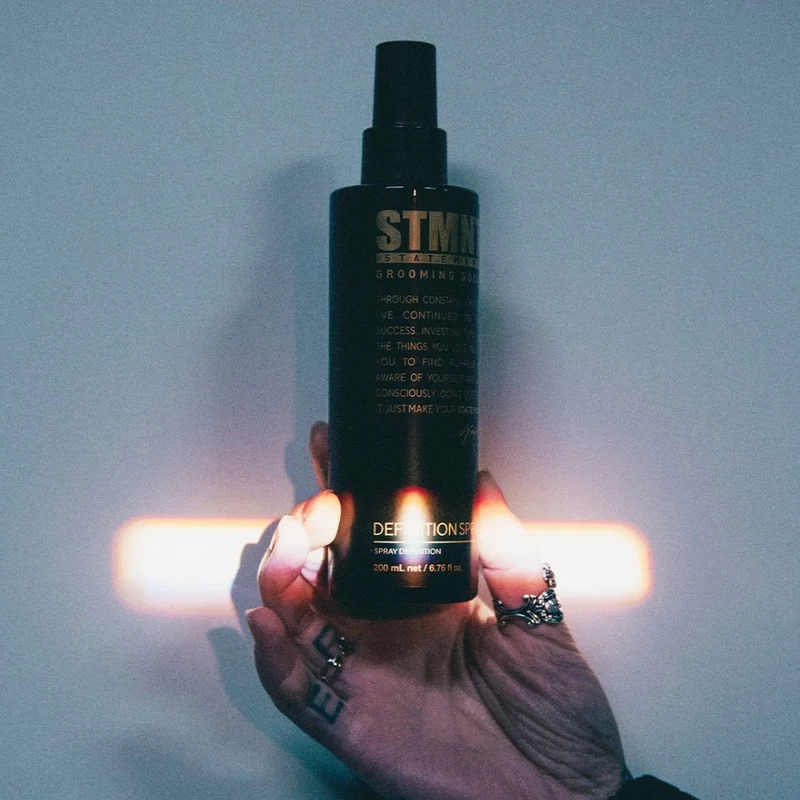 Vaporisateur définition "Definition Spray" - Tenue forte, fini semi-mat (200ml/6.76oz)