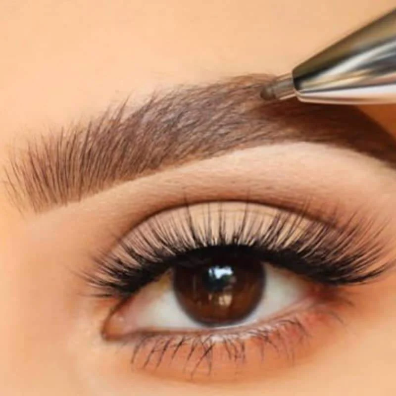 Easy Brow - Le Stylo pour les sourcils 4 en 1