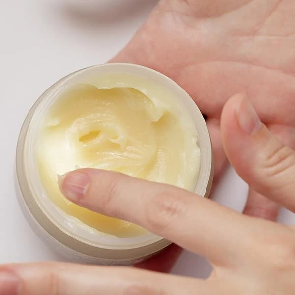Shiro Tamanu Cleansing Balm 90G for Radiant and Hydrated Skin
