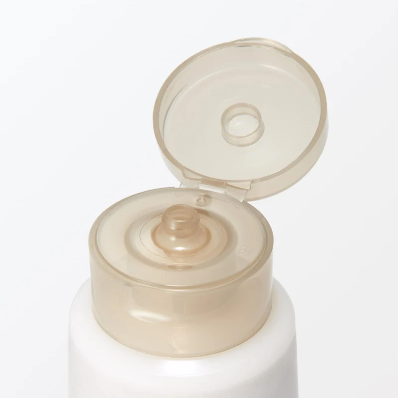 MUJI Mild Scrub Facial Cleanser Large Size 220g
