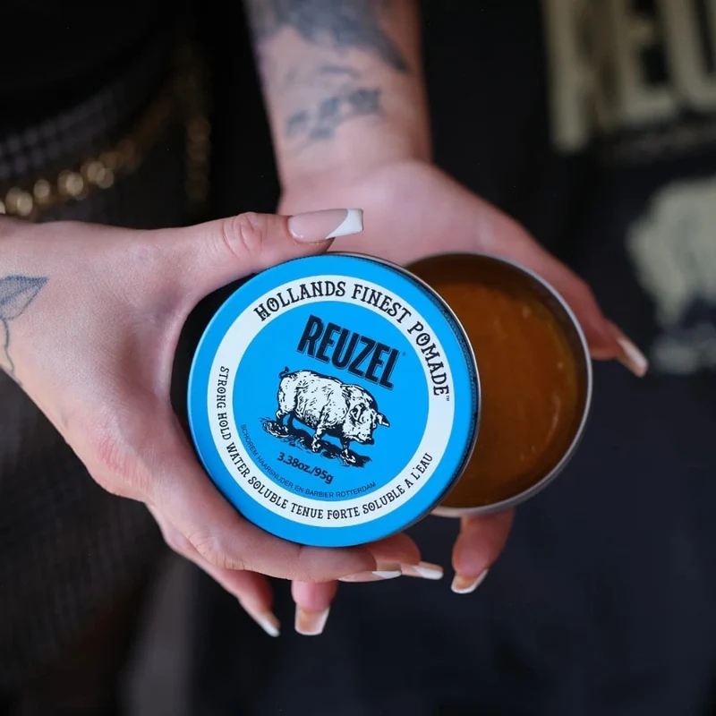 Pommade "Blue Pomade" - Tenue forte, brillance élevée