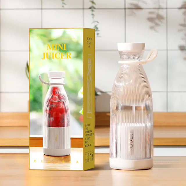Frullatore Portatile per Ogni Occasione - SmoothEase