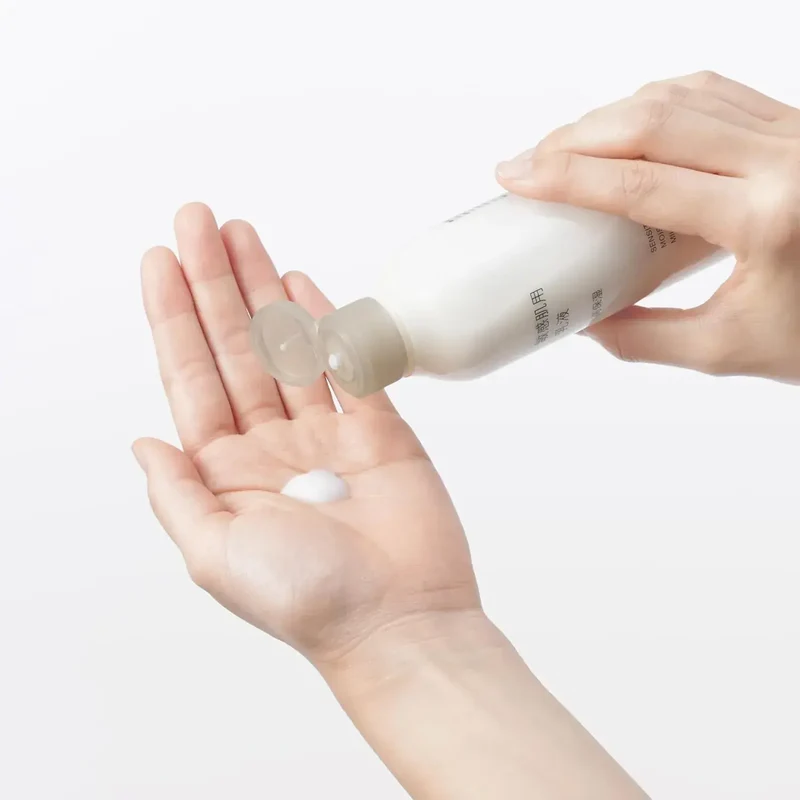 Muji Sensitive Skin Deep Hydration Lotion for Dry Skin 200 ml