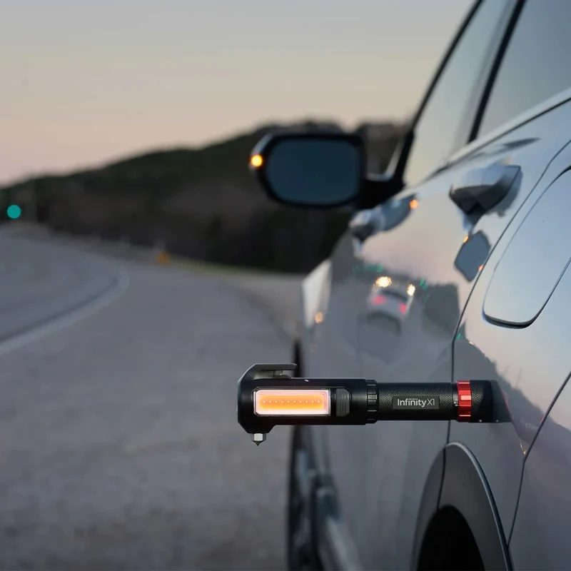 INFINITY X1 - Ensemble de 2 Lampes d'Auto avec Outil D'urgence