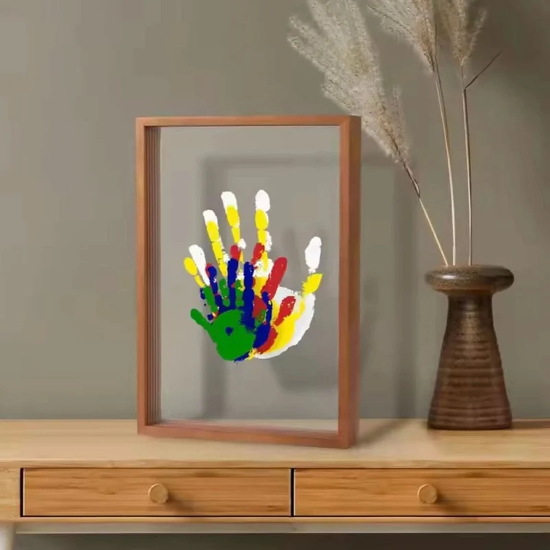 Set di impronte | Impronta di mano e piede del bambino con argilla | Cornice in legno come ricordo | MemoNest