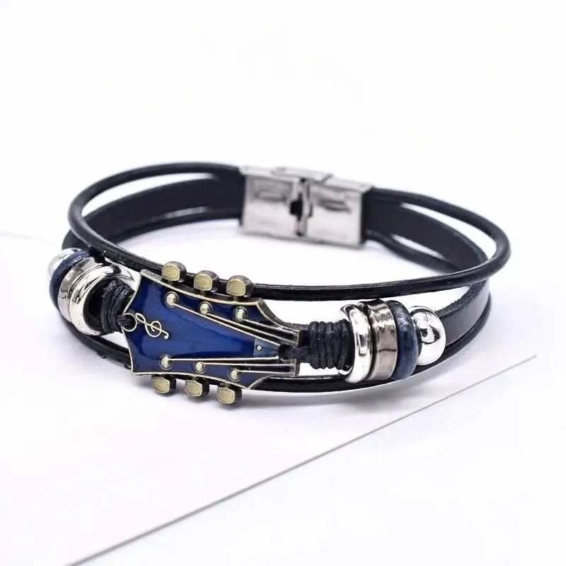 MUSIKSTRUM – Bracciale in pelle con design ispirato alle chitarre