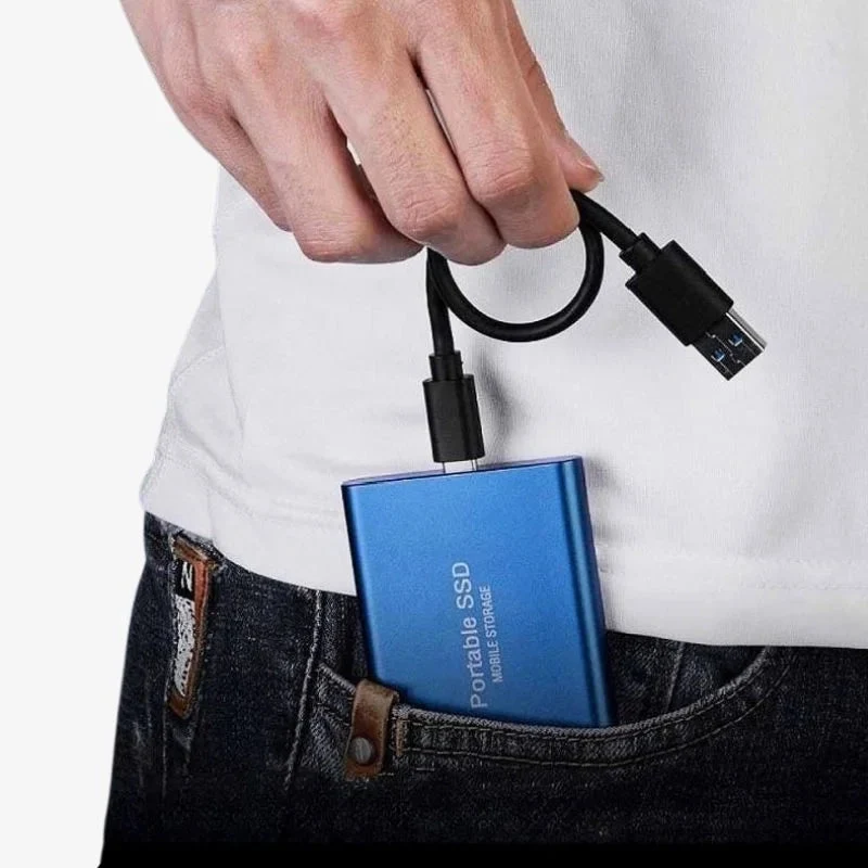 UltraDrive – SSD Esterno ad Alta Velocità con Super Rapida Trasferimento Dati e Design Durevole