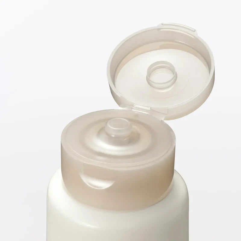 Muji Mild Clay Facial Cleansing Foam Packable Cleanser