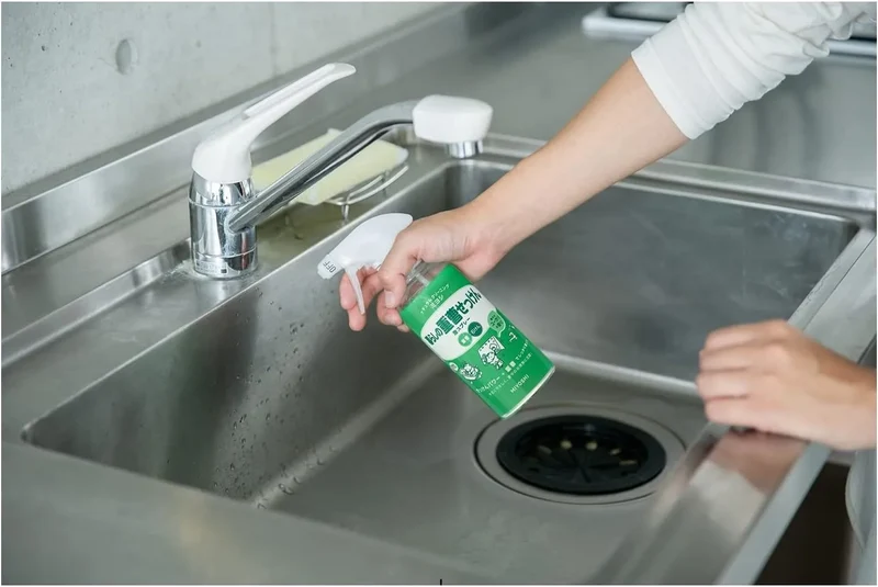 Miyoshi Baking Soda Foam Soap Spray 600ml Spout Bottle