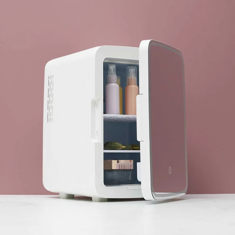 Réfrigérateur à cosmétiques avec miroir led