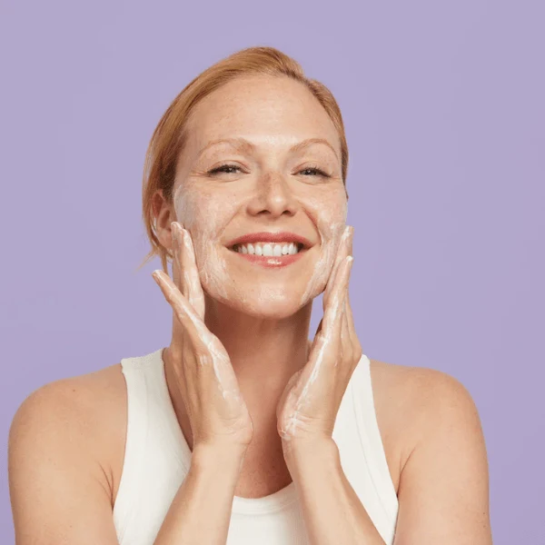 Nettoyant illuminant Vitamine C + PHA