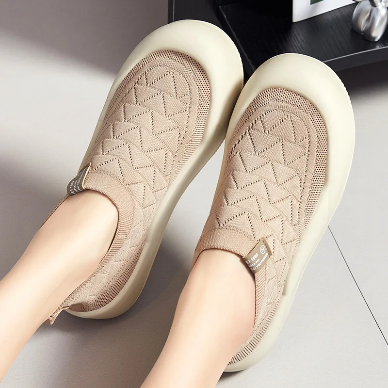 Slip-On en Maille Respirante à Large Semelle