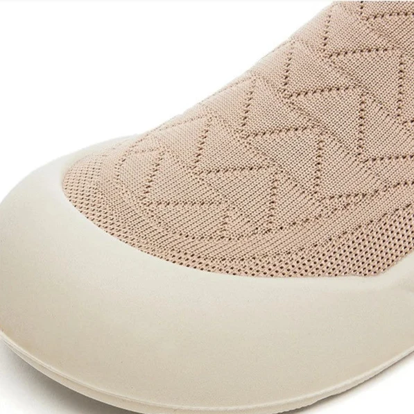Slip-On en Maille Respirante à Large Semelle