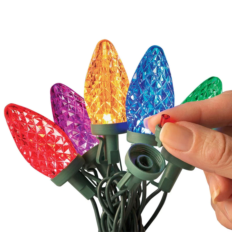 SYLVANIA - Ensemble de 2 Guirlandes de 50 Lumières de Noël DEL C9 Multicolore
